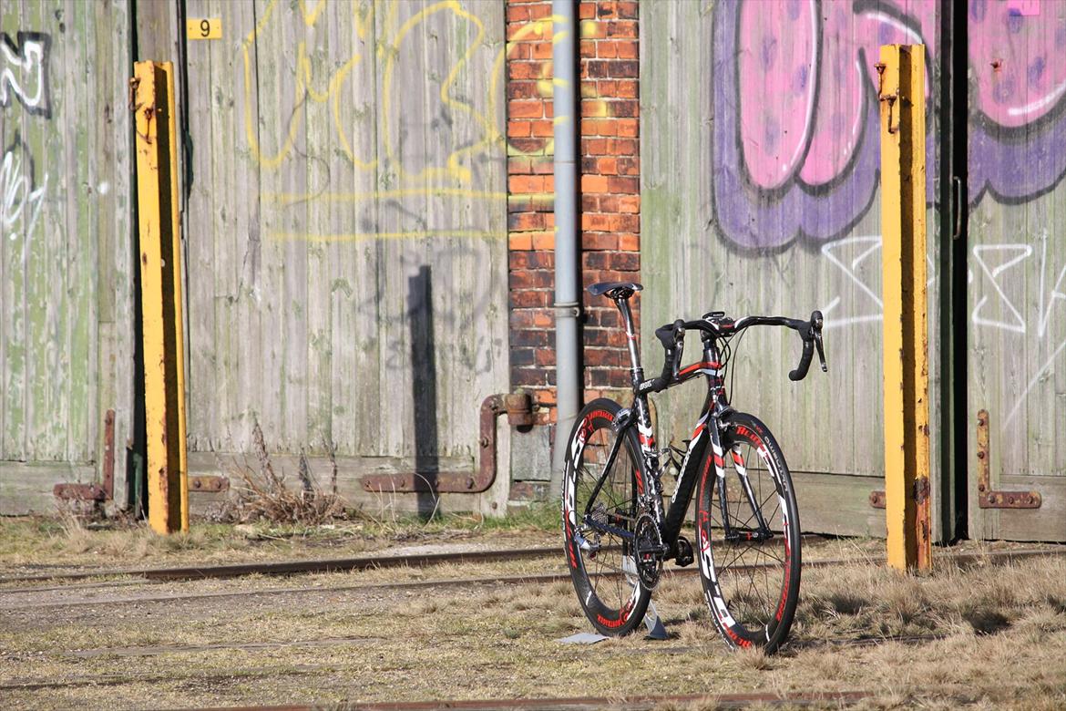 T-bikes Shark Bull (SOLGT 13-08-13) billede 3