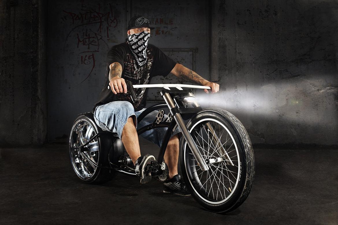 No-Name Custom Chopper lowrider - http://vimeo.com/42343249 
http://www.facebook.com/#!/pages/Pedalrockeren-Custom-Bikes/307257415954745  billede 1