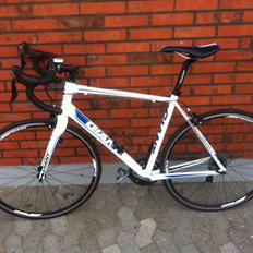 Giant Defy 1 2012