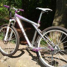 GT Avalanche 1.0 2012 GT HANSEN