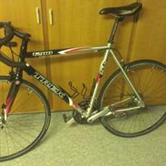 Trek 1200