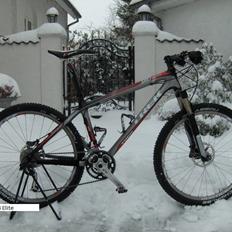 Trek 9.8 elite full carbon