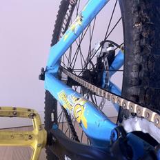 Scott voltage yz