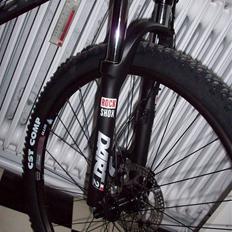 Cannondale F6 Disc Lightning white Mountain