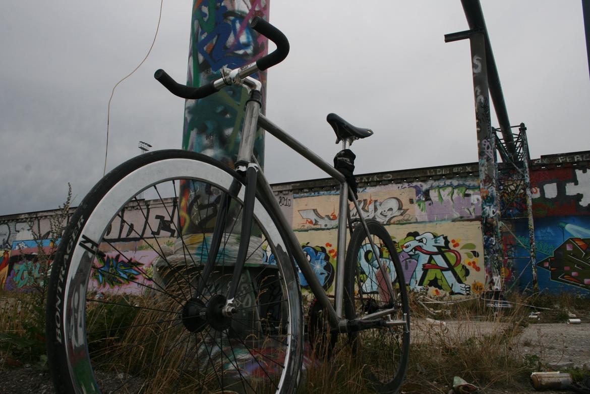 Giant Bowery Mashup billede 1