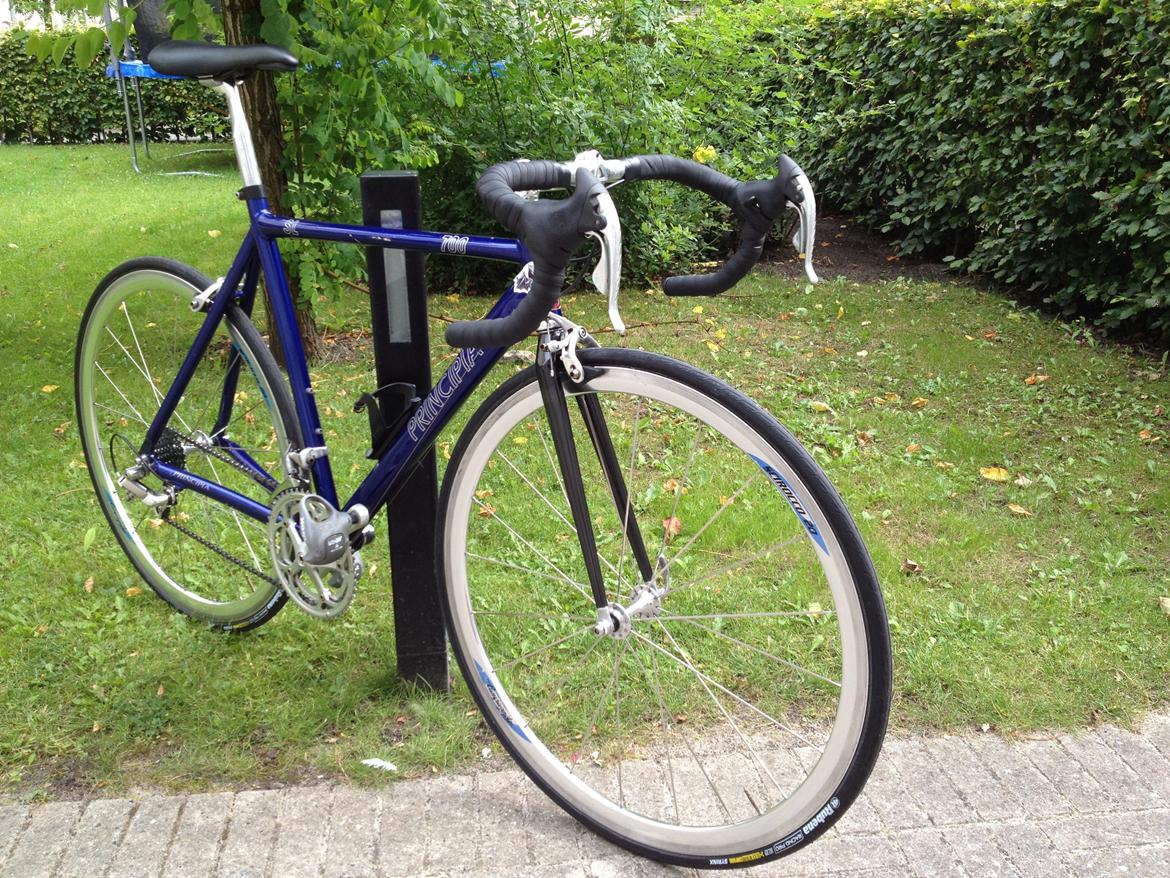 Principia 700 SL billede 2