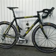 Scott CR1