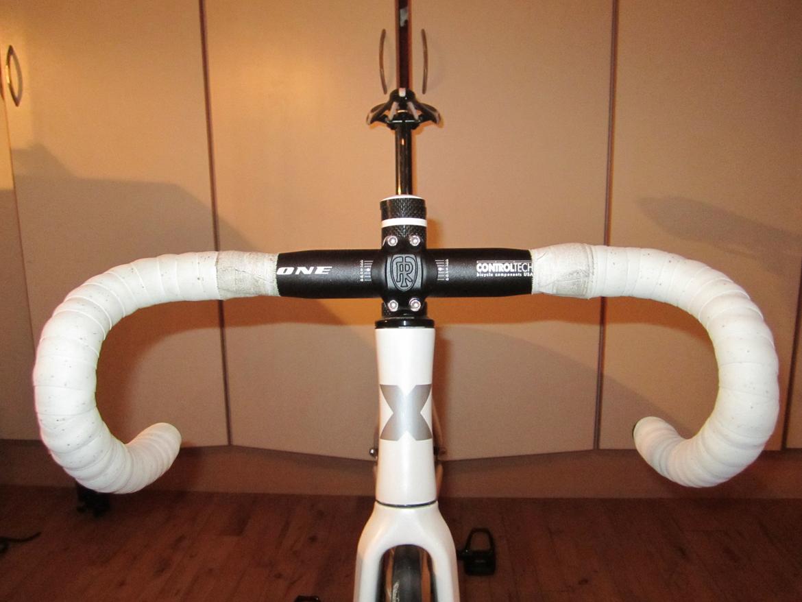 Planet X pro carbon track billede 6