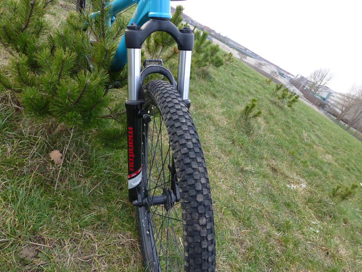 Giant STP - Manitou Match Comp Forks 2013 billede 3