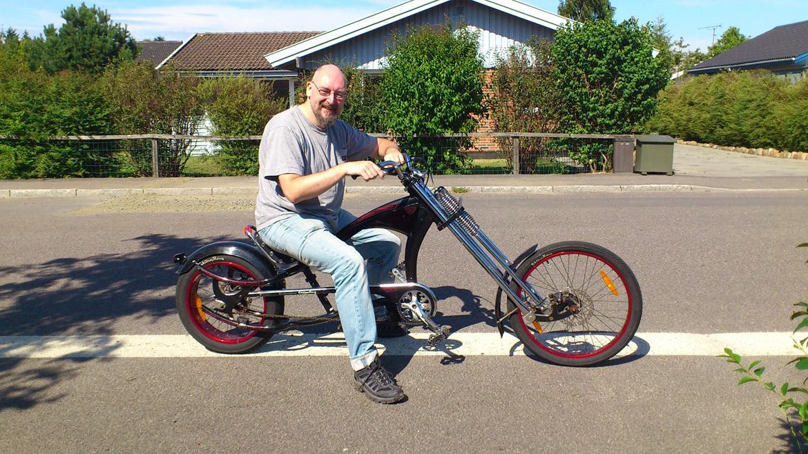 Schwinn spoiler stingray - og min fætter der skulle lige prøve den da han kom på besøg på bornholm he he billede 16