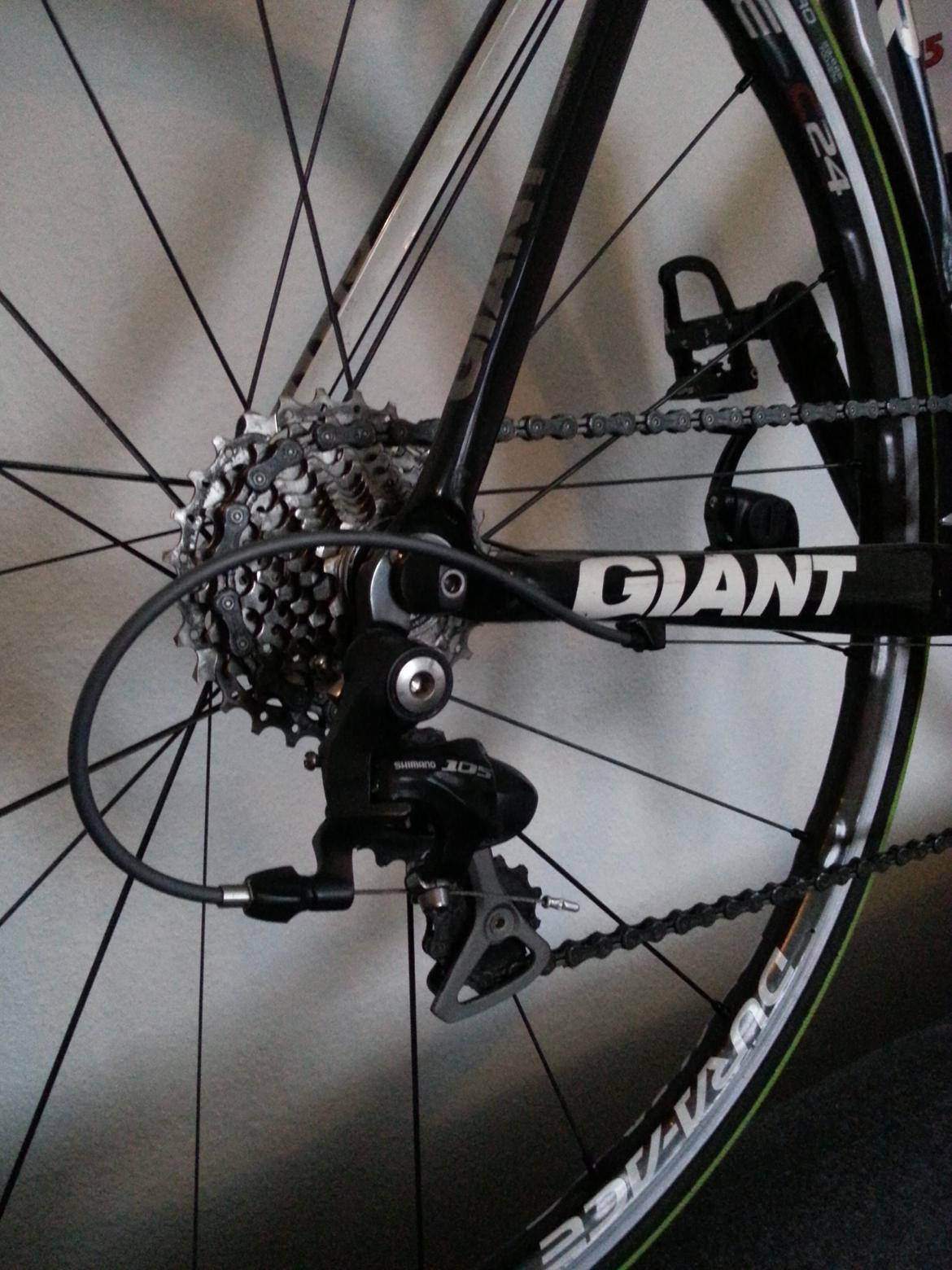 Giant TCR Composite - 11' - Så er kasetten skilt ad,  renset og klar til foråret. billede 16