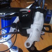 Rock Machine team 70 carbon