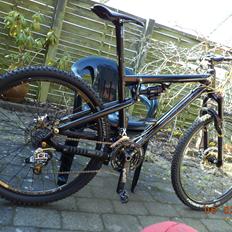 Scott Scott Spark GOLD LTD 2010: