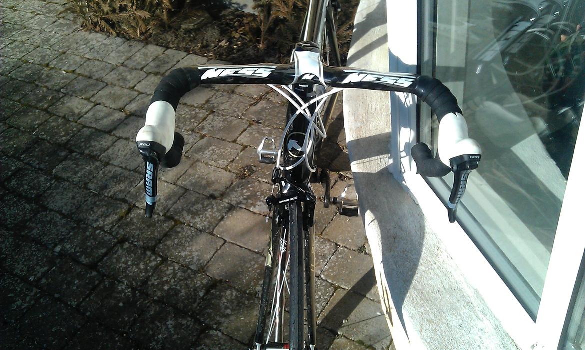 Nishiki Team Carbon Simon Madsen Editen billede 3