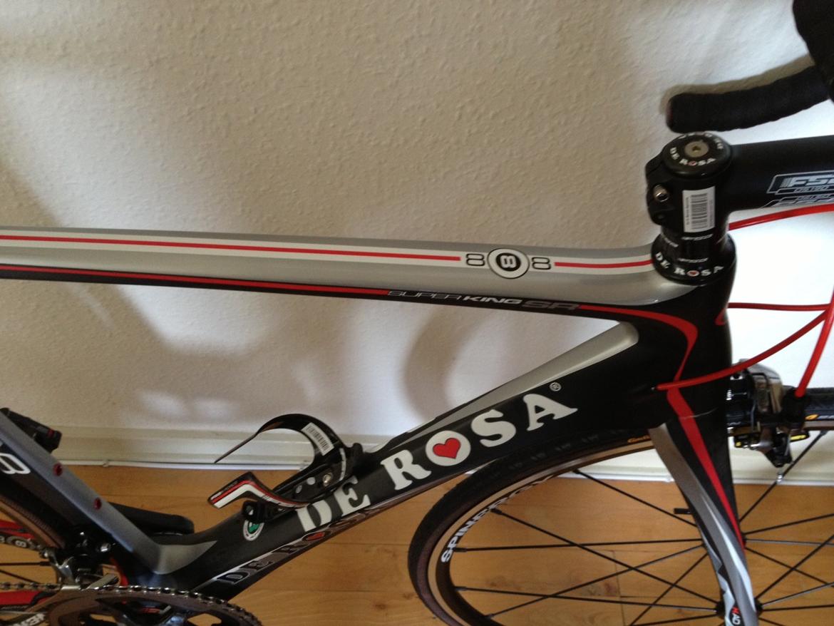 De Rosa Superking 888 SR - Rammen er blank på overrøret, og mat på resten af cyklen. billede 7