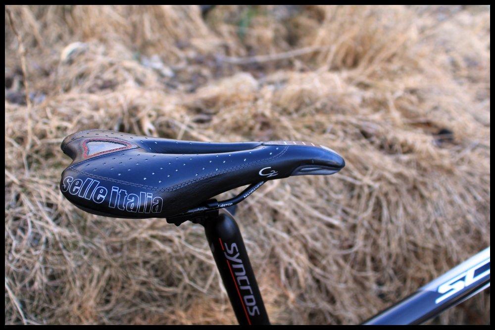 Scott Scale 930 Carbon - 2013 - Har udskiftet den oprindelig Syncros XR2.0 sadel med en Selle Italia C-2 GEL FLOW der er lidt mere venlig over for mit haleben billede 11