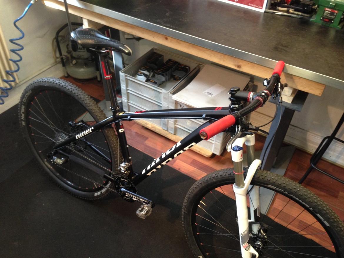 Niner EMD9 billede 2