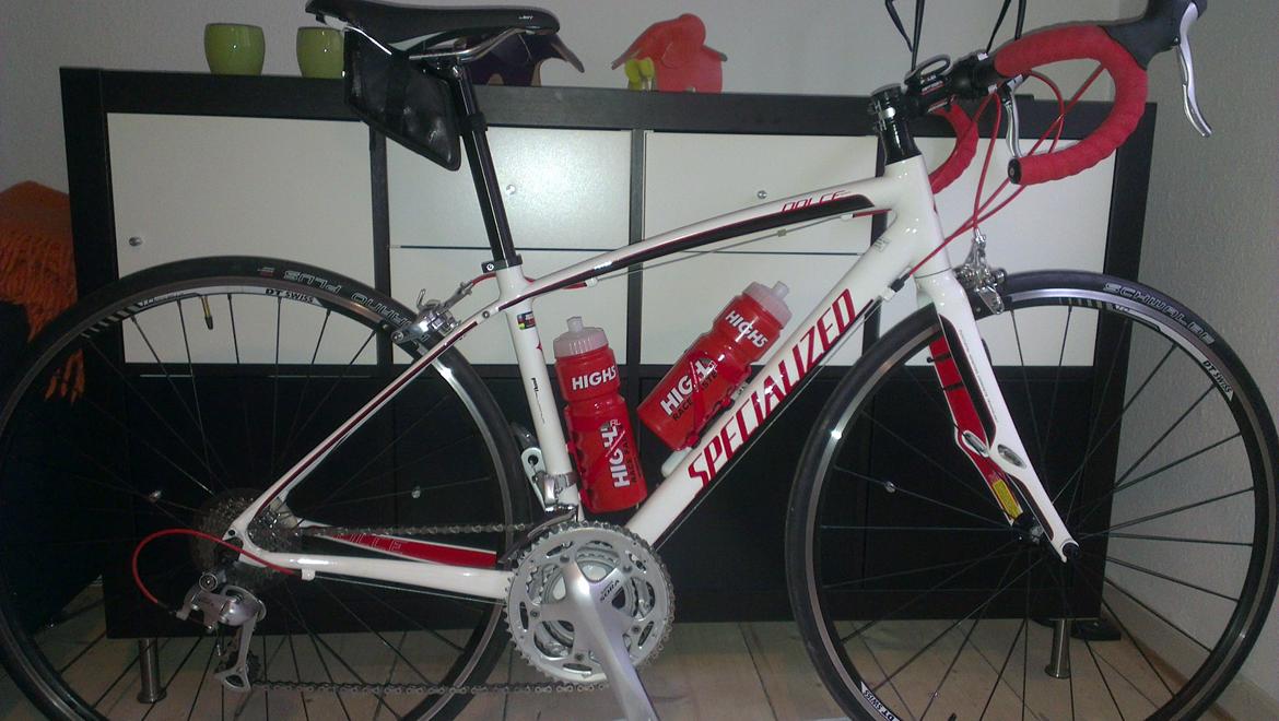 Specialized Dolce Sport Triple 2012 - Specialized Dolce Sport Triple 2012 - På dette billede står den som når jeg racer på den :-) billede 10