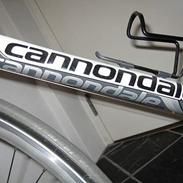 Cannondale R800