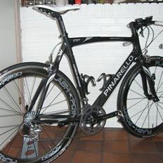 Pinarello F4:13 carbon 30HM3K