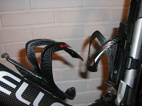 Pinarello F4:13 carbon 30HM3K - 2 stk Elite carbon flaskeholder billede 10