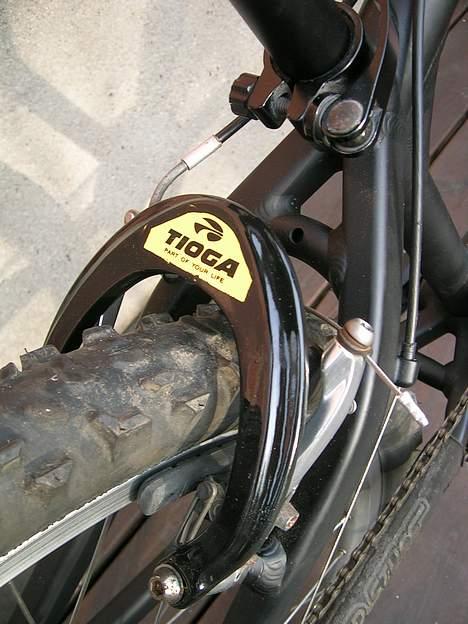 Brand-X MK III - Tioga brake-booster (har selv malet den sort) og XT v-brake inde bagved. billede 13