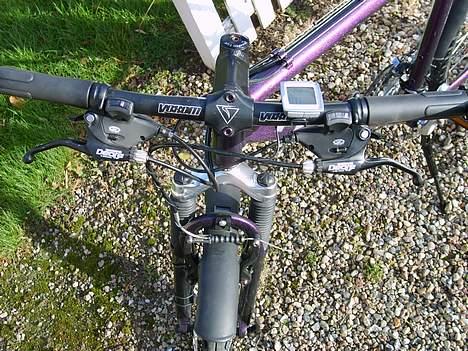 Felt FS900 - "Styr" på tingene billede 3