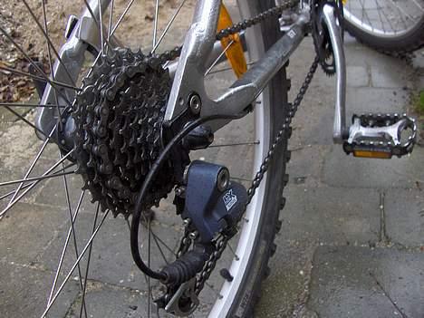 GT Avalanche LE billede 2