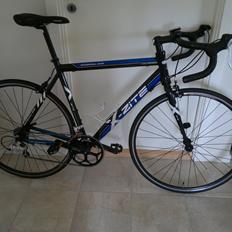 X-zite Racing Elite / 12.18