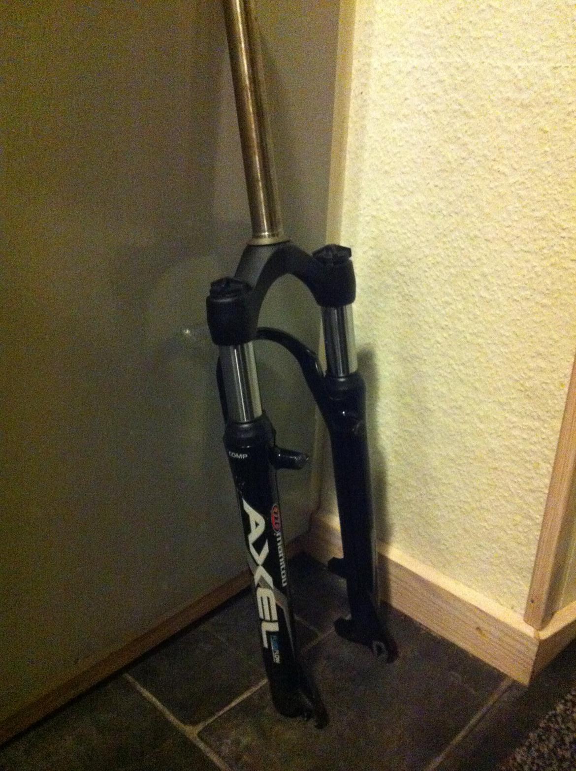Klein Rascal - Manitou Axel Comp 50 mm
(special retrofit til Kleinen) billede 15