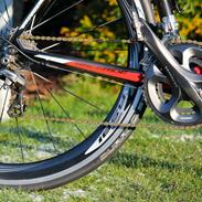 Rock Machine 1200 Carbon