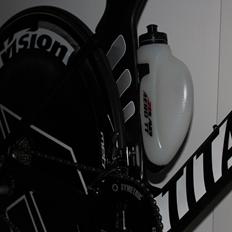 Titus Agogo Titanos ONE TT