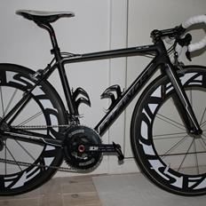 Titus Agogo Titanos R13