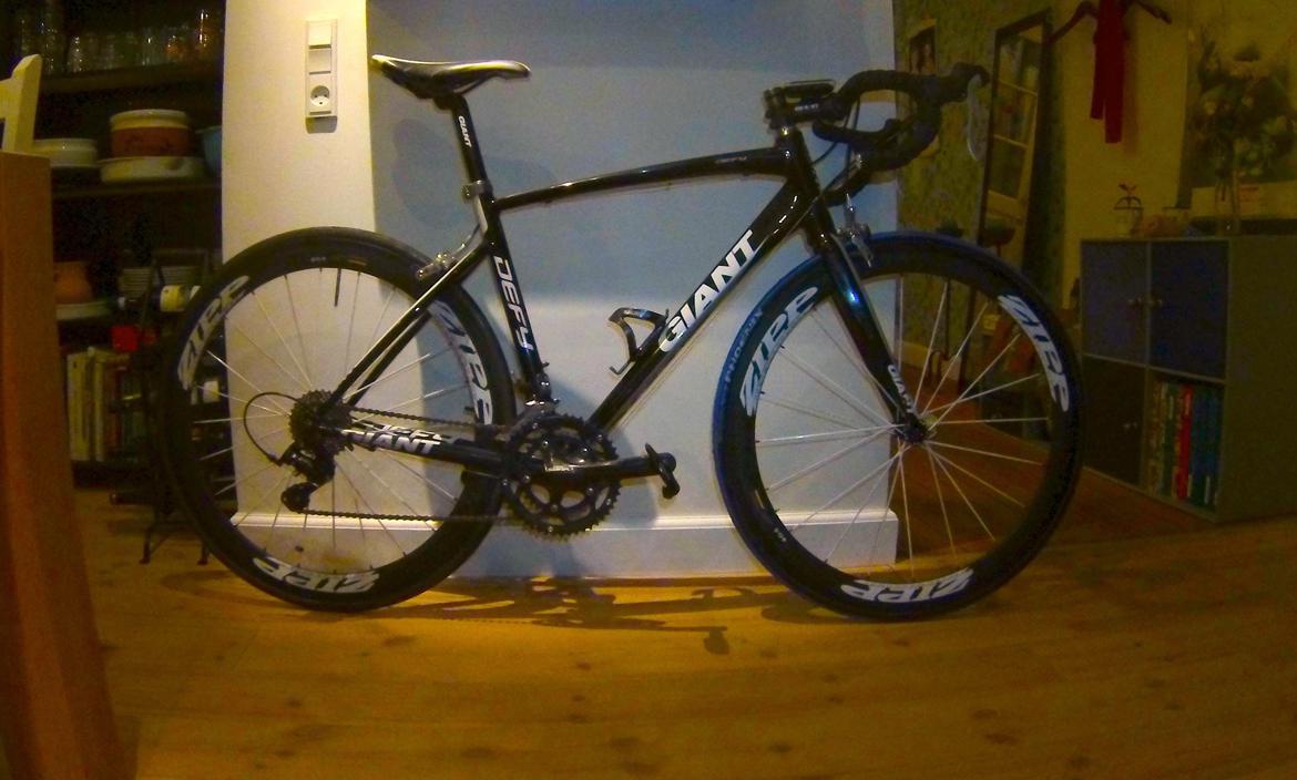 Giant Defy Alu billede 1