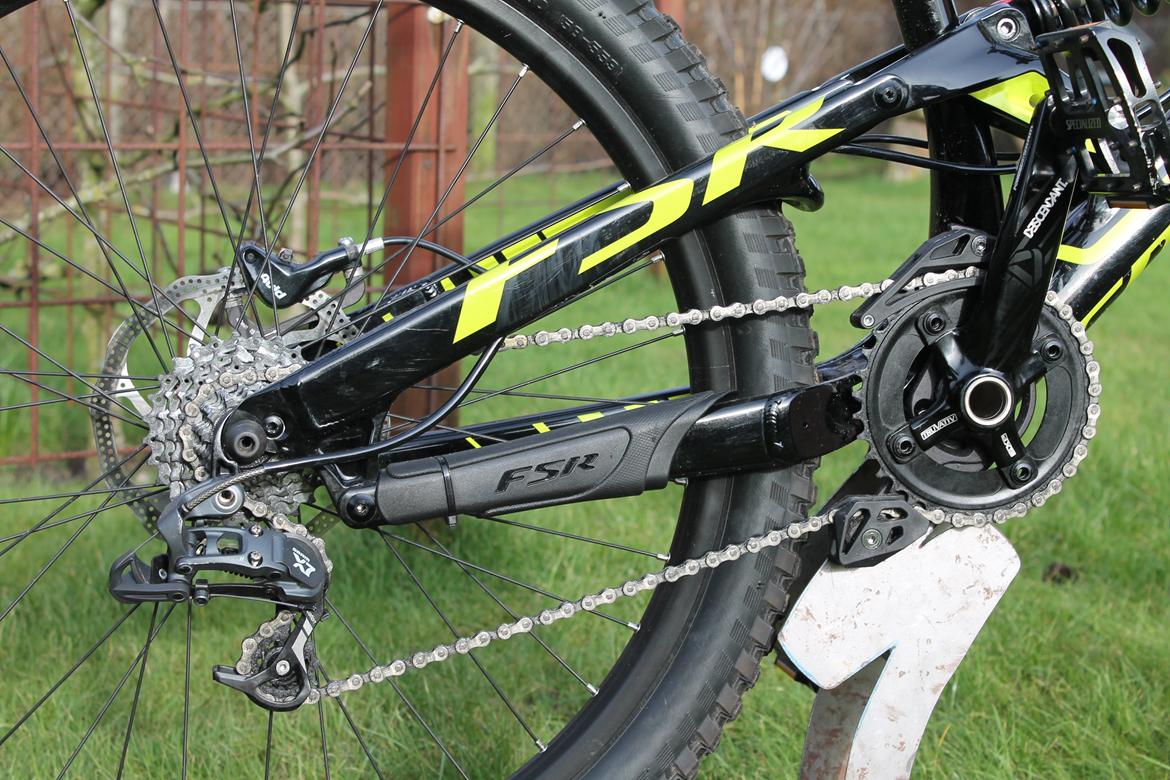 specialized status 2 2014