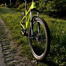 Commencal Meta HT AM 650b
