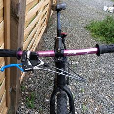 MBK Cheyenne med v bremser