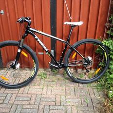 Trek X-Caliber 9