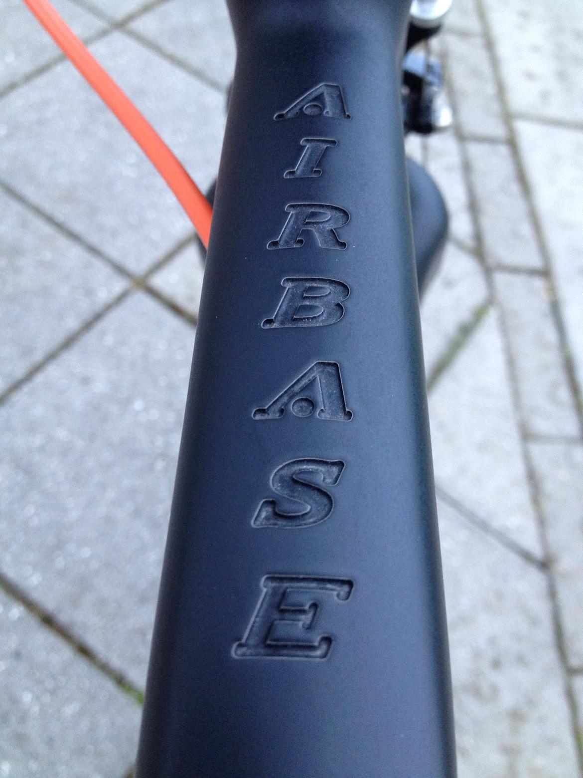 Avenue Airbase Pista billede 6