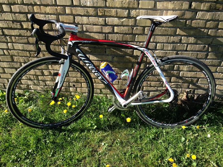 {{currentPhoto.altText}} billede {{currentPhoto.number}}