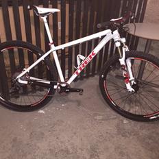 Trek Superfly AL 100 (solgt)