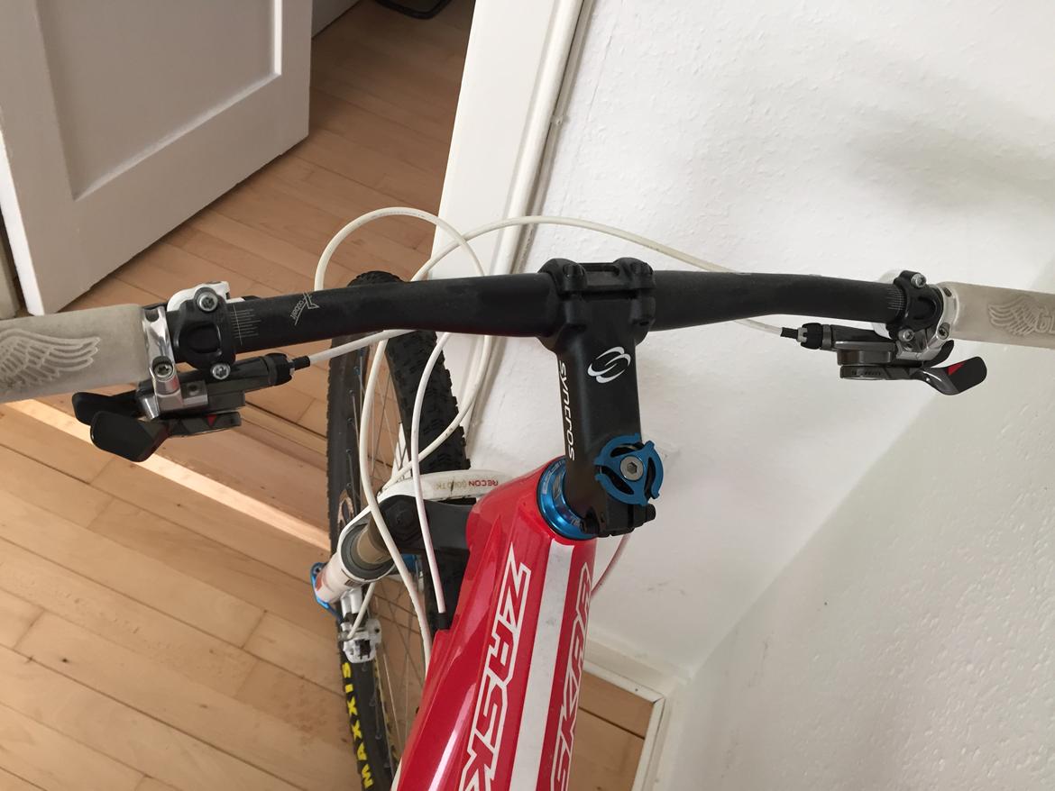 GT Zaskar full carbon  billede 2