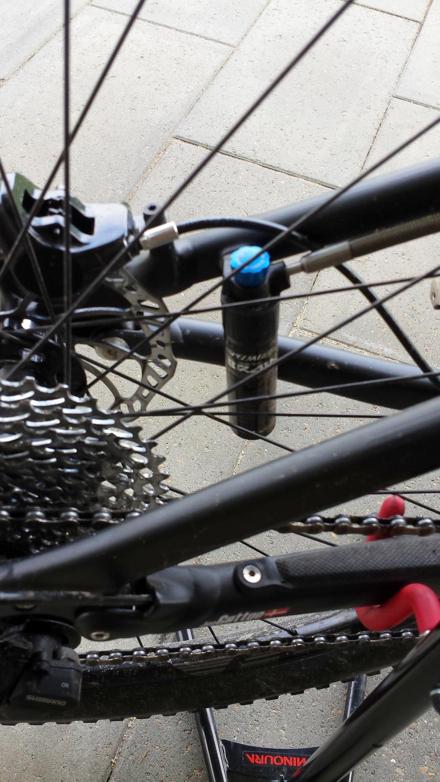 Specialized Epic comp carbon FSR 29, årg 2015 - Fox brain dæmper billede 4