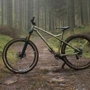 Commencal Meta HT AM crmo