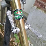 Vitus 979