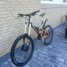 Greenfield 2600 Custom