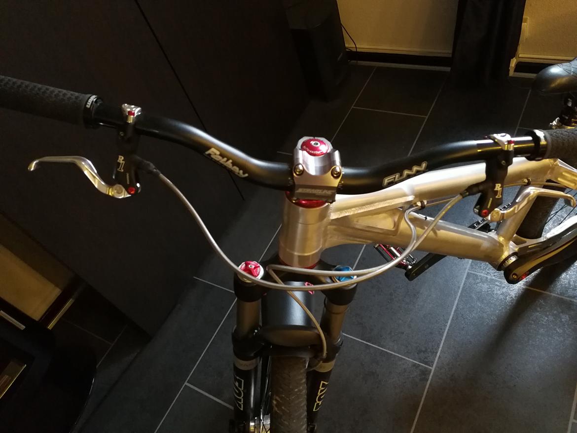 Toyota Dirt Jump 26" billede 15