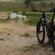 Giant Anthem 1 Custom trail