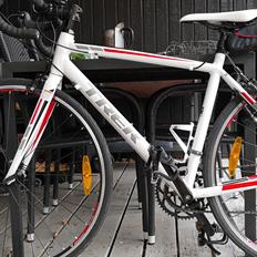 Trek 1.1C