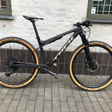 Trek Supercaliber 9.8